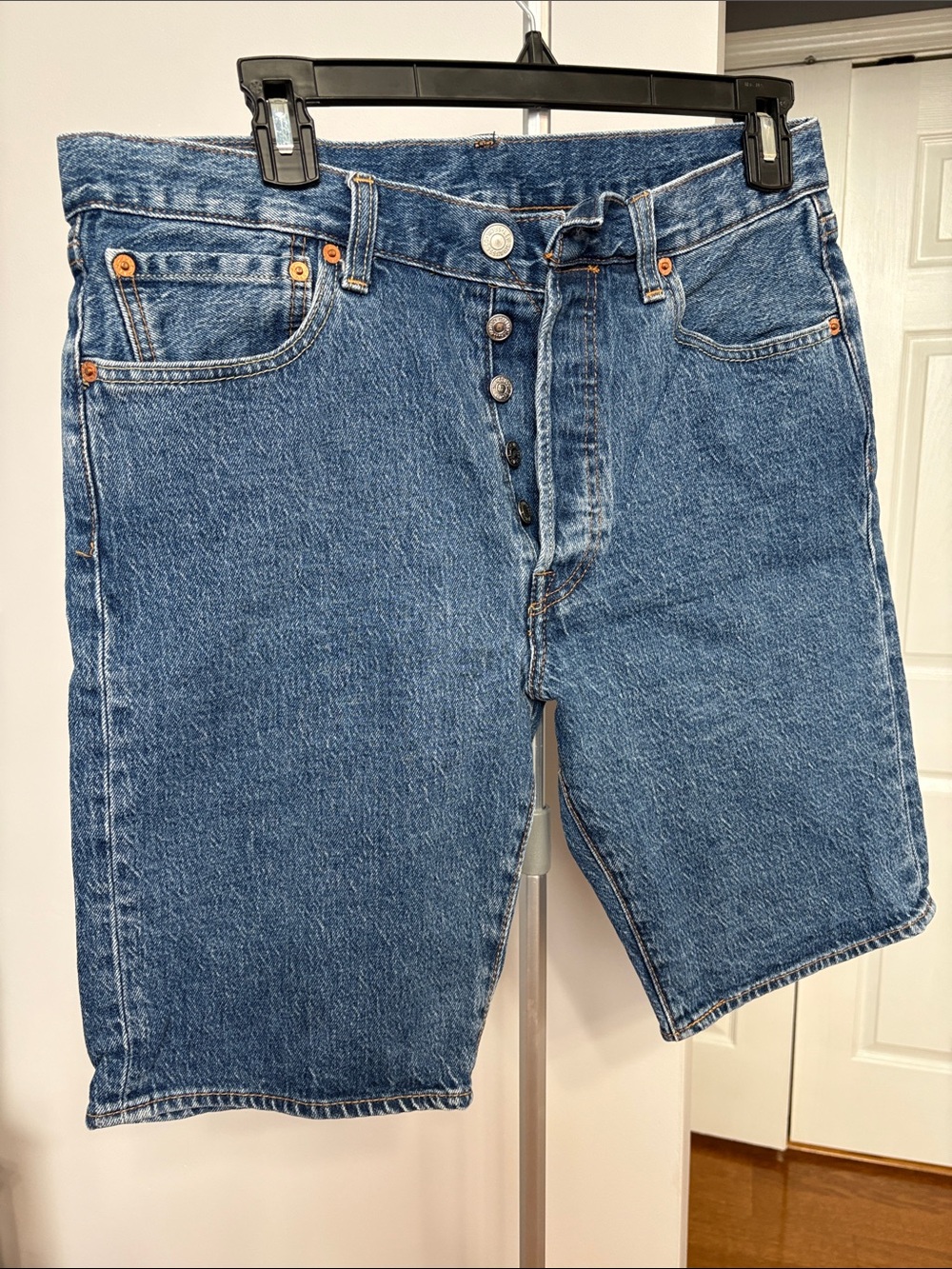Levi's Men's Classic Blue Denim Button-Fly Shorts
